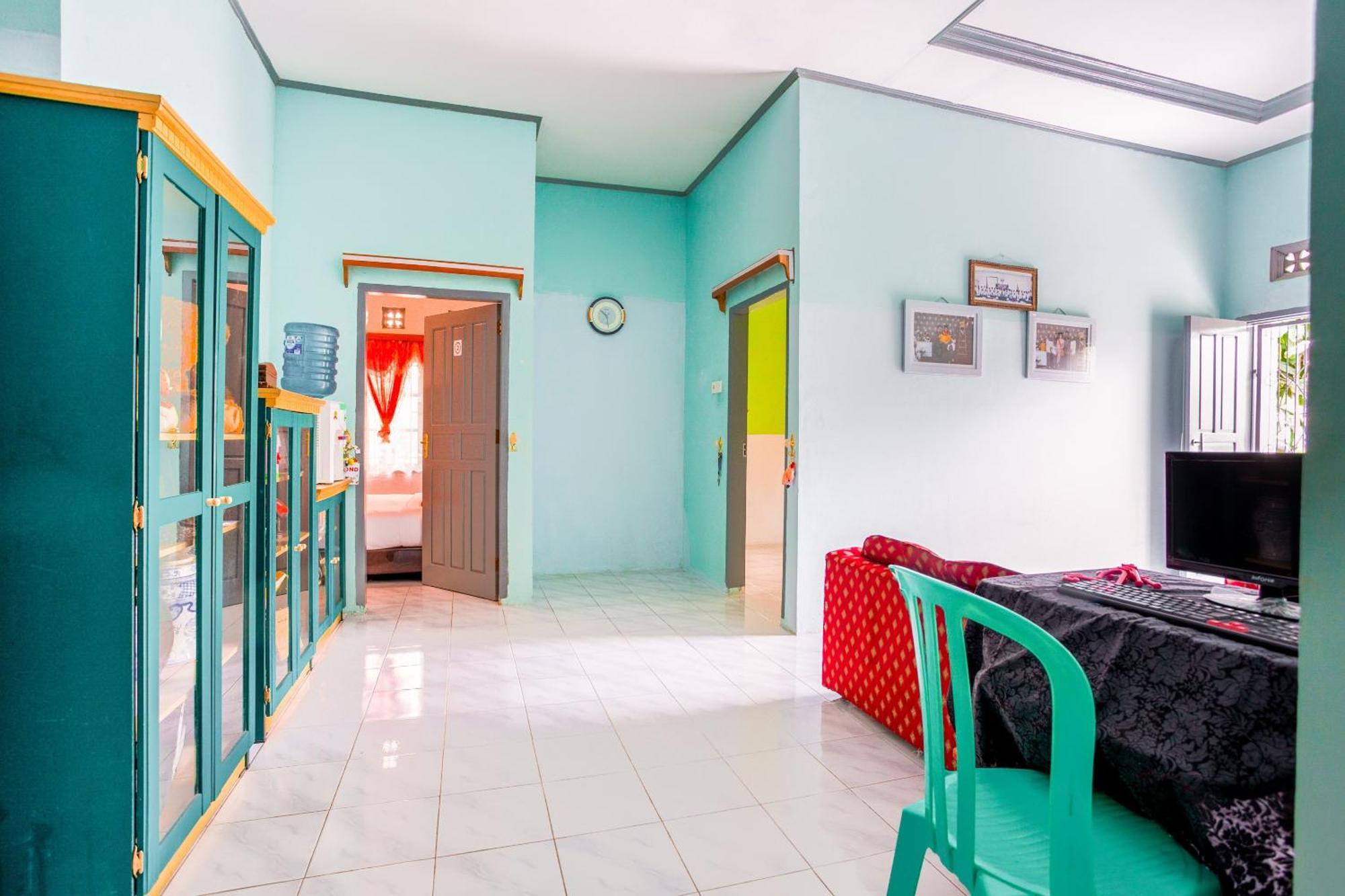Oyo 2903 Putri Residence Syariah Bukittinggi Ngoại thất bức ảnh